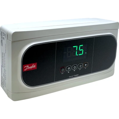 Danfoss AK-RC 204B hűtőkamra vezérlő 080Z5001